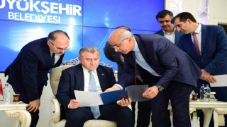 Bakan Bak: Güzel projeler kazandırıldıkça gençlerimiz faydalanacak, desteklerimiz 2026da da devam edecek