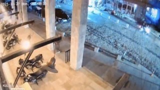 Balıkesirde 6.1 büyüklüğündeki deprem güvenlik kamerasında