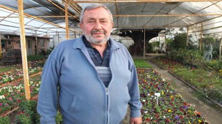 Balıkesirde makine mühendisi çiçekçi oldu