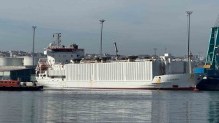 Bandırma ahır kokulu günlerine geri döndü