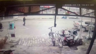 Banka soyguncusunun yakalanma anı güvenlik kamerasında