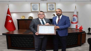 BARÜ Rektörü Akkayadan Rektör Özölçere nezaket ziyareti