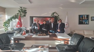 Başarılı öğrenciler ödüllendirildi