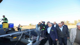 Başkan Büyükkılıç, Yeşilhisarda asfalt çalışmalarını yerinde inceledi