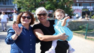 Başkan Gençay, Altınkumda vatandaşlarla buluştu