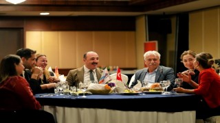 Başkan Kotandan muhtarlara: Sizler demokrasinin mihenk taşlarısınız