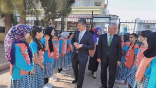 Başkan Vekili Şenerden öğrencilere kitap müjdesi