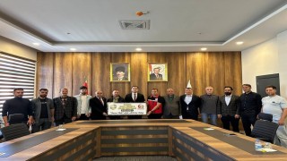 Batmanda 340 bin lira ile rekor fiyata satılan bir kilo balın geliri besicilere verildi