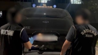 Batmanda araçta gümrük kaçağı sigara ele geçirildi