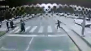 Batmanda otobüs şoförünün refleksi faciayı önledi