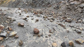 Batmanda sağanak heyelana neden oldu