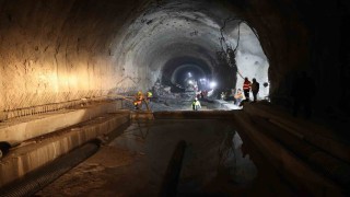 Bayburt Groupun yapımına 2013te başladığı Geminbeli Tüneli geçen 12 yıla rağmen bir türlü tamamlanamadı
