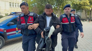 Bazasının altından 3 bin 472 uyuşturucu hap ele geçen şahıs adliyeye sevk edildi