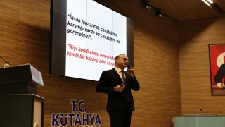 Belediye personeline İş ahlakı eğitimi verildi