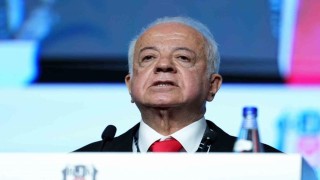 Beşiktaşta divan başkanı adaylar konuşmalarını gerçekleştirdi