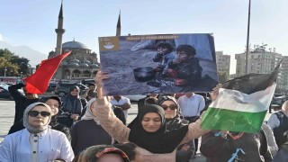 Beyaz önlüklüler Gazze için yürüdü