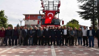 Beylikovada yeni itfaiye aracı hizmete alındı