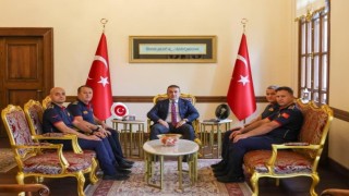 Bilecik Valisi Sözer, itfaiye personelleri ile bir araya geldi