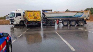 Bilecikte 2 tır çarpıştı: 1 yaralı