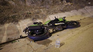 Bilecikte hafifi ticari araç ile motosiklet çarpıştı; 1 yaralı