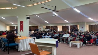 Bilecikte Osmaneli MYO öğrencilerine teknoloji bağımlılığı eğitimi verildi