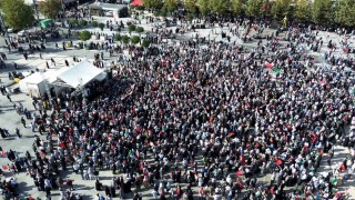 Binler, Filistin için tek ses oldu: Sakaryadan dünyaya Gazzeye özgürlük mesajı verdiler