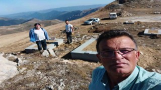 Bir asır sonra aynı ruhla: Şehitlik için el ele verdiler