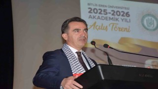 Bitliste üniversitenin ilk ders konusu Gazze oldu