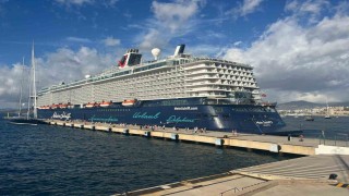 Bodruma 2 bin 176 yolcu ile geldi