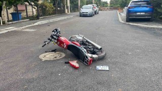 Boluda motosiklet ile otomobil çarpıştı: 1 yaralı