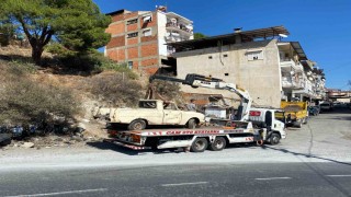 Bozdoğanda yol kenarları hurda araçlardan temizlendi