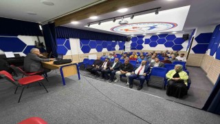 Bozkırda öğretmenlere bilgilendirme toplantısı