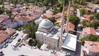 Bozokun sessiz tanığı: 16. yüzyıldan günümüze Çerkez Bey Türbesi