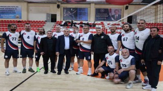 Bozüyük voleybol takımları grup finallerinde