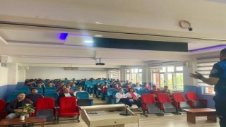 Bozüyükte öğrencilere şiddet ve sosyal medya semineri