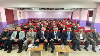 Bulanıkta okul müdürleri istişare toplantısında bir araya geldi