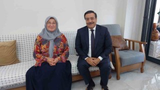 Burhaniye Kaymakamı Atilla, şehit ailesini ziyaret etti