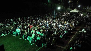 Bursada açık havada sinema keyfi