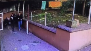 Bursada itfaiye personeli ölümden döndü: Balkondan atılan kola şişesi patladı