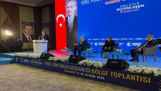 Büyükkılıç, AK Partinin Gaziantepteki Yerel Yönetimler Değerlendirme Toplantısına katıldı