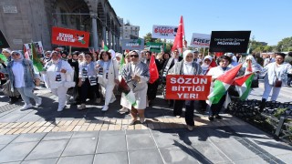 Büyükkılıç, eşi ile birlikte Gazze İçin Sessiz Çığlık Programına katıldı