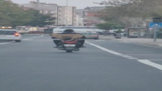 Çanakkalede motor artçısı görenleri hem şaşırttı hem neşelendirdi