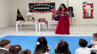 Çatakta miniklerden kültürel renklerle Cumhuriyet kutlaması