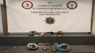 Çatı katında yapılan aramada uyuşturucu ve silah ele geçirildi