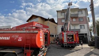 Çatıda yapılan tadilat yangına sebep oldu