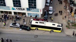 Çekmeköyde otobüs durağa daldı: 1 ölü, 4 yaralı