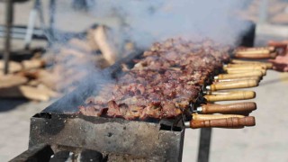 Çeşit çeşit Erzurum yöresel ürünü Konyada