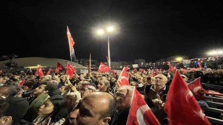 CHP Genel Başkanı Özel, Küçükçekmecedeki mitingde konuştu