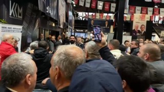 CHP kongresinde basın mensuplarına saldırı