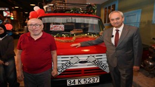 Çiçek Abbas, yıllar sonra minibüsüyle buluştu